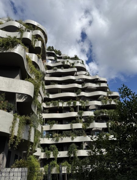 Tirane, jepet me qera zyre Kati 10, 123 m² 2.500 € (Lion Park Residence)