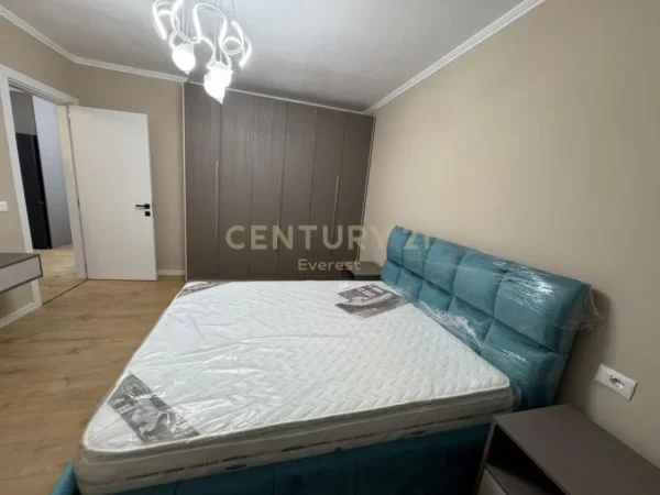 Tirane, shitet apartament Kati 7, 96 m² 150.000 € (Bulevardi Migjeni)