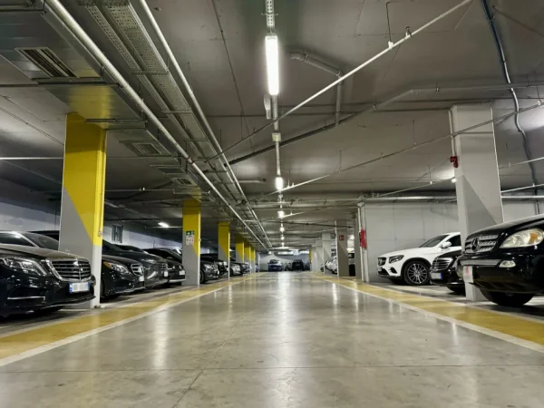 Tirane, shitet garazh | post parkimi Kati -1, 40 m² 65.000 € 