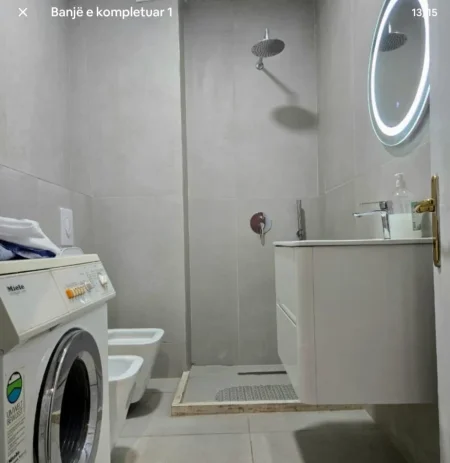 Tirane, jepet me qera apartament 2+1+Ballkon Kati 8, 115 m² 850 € (medar shtylla)