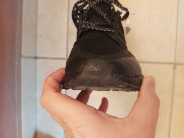 Tirane, shes Atlete per meshkuj Adidas Ultrabosst Crdy(Kunder shiut) 60 €