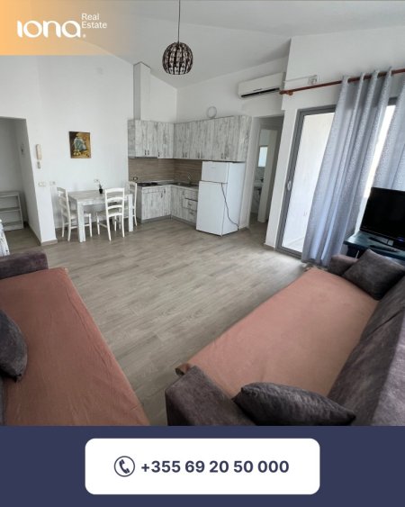 Mali Robit, shitet apartament 1+1 Kati 5, 65 m² 65.000 € 