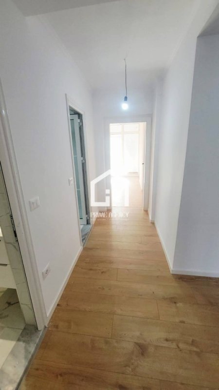 Tirane, shitet apartament 2+1+Ballkon Kati 4, 70 m² 138.000 € (don bosko)