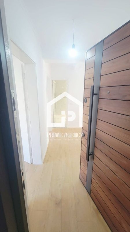 Tirane, shitet apartament 2+1+Ballkon Kati 4, 70 m² 138.000 € (don bosko)