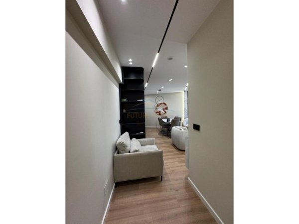 Tirane, shes apartament 2+1+Ballkon Kati 5, 99 m² 320.000 € (PRANE KODRES SE DIELLIT 1)