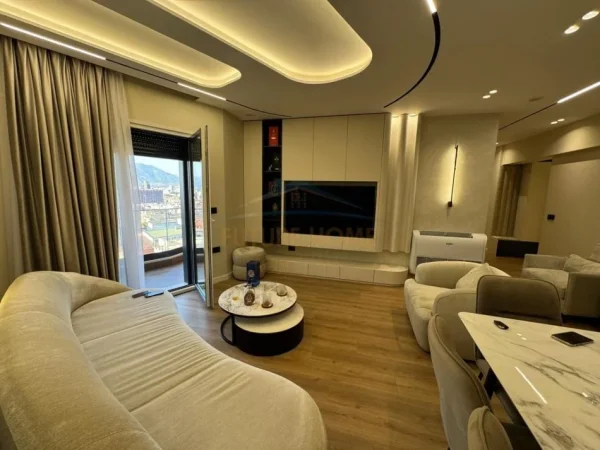 Tirane, shes apartament 2+1+Ballkon Kati 5, 99 m² 320.000 € (PRANE KODRES SE DIELLIT 1)