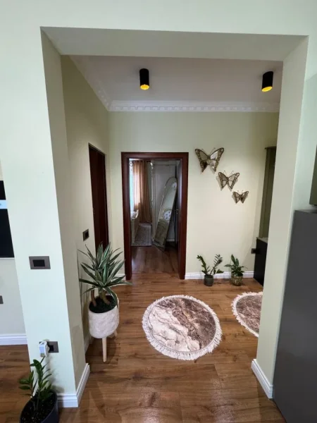 Durres, shitet apartament 1+1+Ballkon Kati 2, 59 m² 115.000 € (Muzeumi)