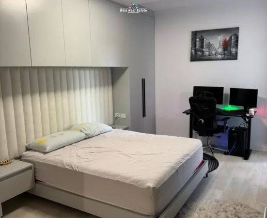 Tirane, jepet me qera apartament 2+1 Kati 2, 110 m² 750 € (Kompleksi Vind,)