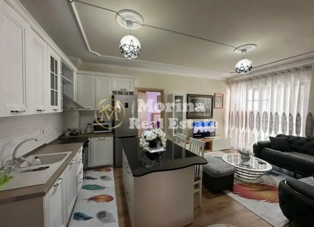 Tirane, jepet me qera apartament 2+1 Kati 8, 90 m² 450 € (Yzberisht)