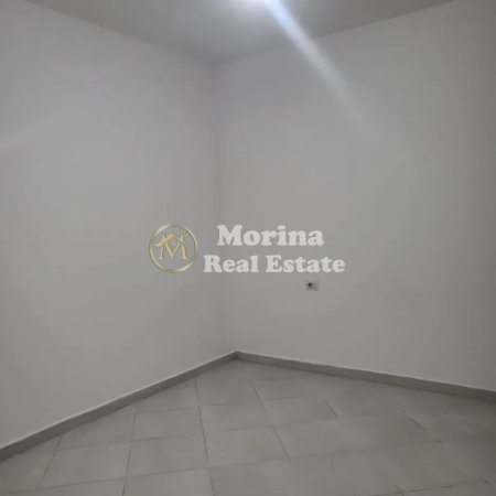 Tirane, jepet me qera apartament 2+1+Ballkon Kati 2, 90 m² 700 € (Don Bosko)