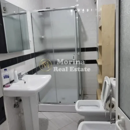Tirane, jepet me qera apartament 2+1+Ballkon Kati 2, 90 m² 500 € (Don Bosko)