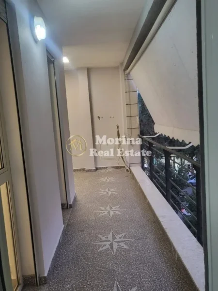 Tirane, jepet me qera apartament 2+1+Ballkon Kati 2, 90 m² 500 € (Don Bosko)