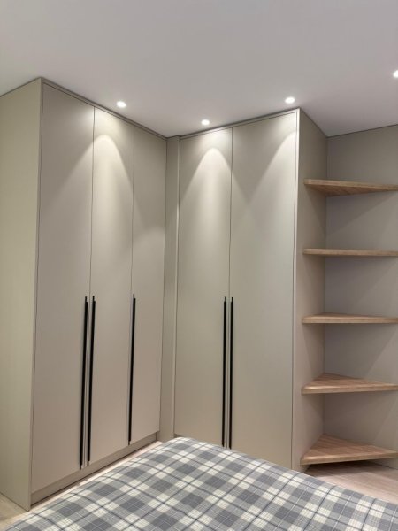 Tirane, jepet me qera apartament 1+1+Ballkon Kati 5, 80 m² 700 € (Don Bosko)