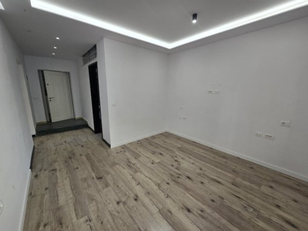 Tirane, shitet apartament 1+1+Ballkon Kati 1, 62 m² 158.000 € 