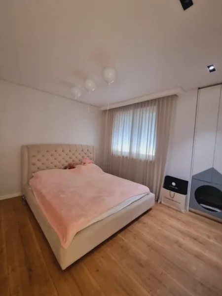 Tirane, shitet apartament 2+1 , 170 m² 590.000 € (Perballe Vesa Center)