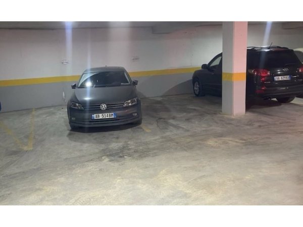 Tirane, jepet me qera apartament 3+1+Aneks+Ballkon Kati 6, 120 m² 750 € (Ne zonen e Shkolles se Baletit)