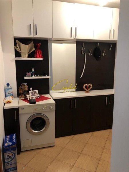 Tirane, jepet me qera apartament 2+1 Kati 1, 105 m² 55.000 Leke (RRUGA 5 MAJI)