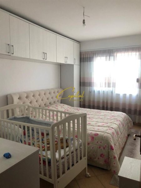 Tirane, jepet me qera apartament 2+1 Kati 1, 105 m² 55.000 Leke (RRUGA 5 MAJI)