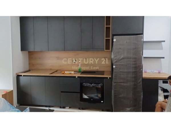 Tirane, shitet apartament 1+1 Kati 1, 44 m² 68.000 € (mangalem 2)