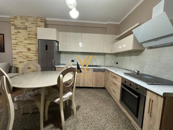 Tirane, shitet apartament 2+1+Ballkon Kati 4, 94 m² 143.000 € (ASTIR)