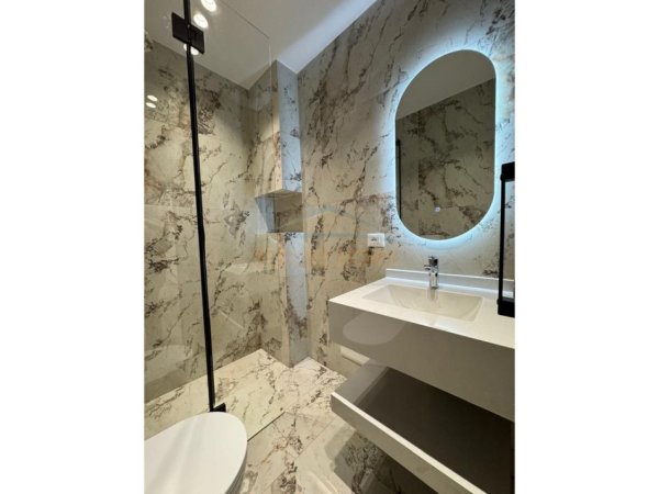 Tirane, shitet apartament 1+1 Kati 5, 51 m² 219.000 € 