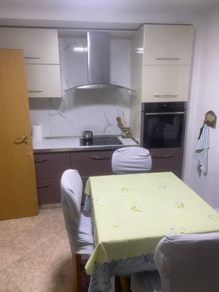 Shitet Apartament 3+1+2 + Depo ne Brryl, afer  Maternitetit të Ri Kati 6, 98 m² 140.000 €uro