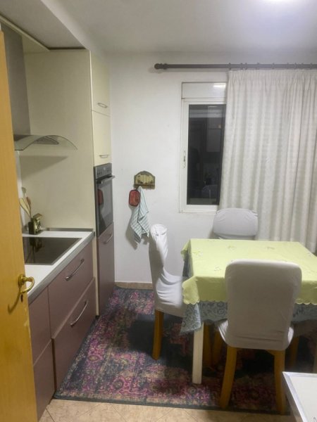 Shitet Apartament 3+1+2 + Depo ne Brryl, afer  Maternitetit të Ri Kati 6, 98 m² 140.000 €uro