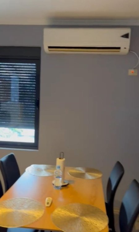 Tirane, jap me qera apartament 2+1 Kati 3, 120 m² 550 € (Laprake)