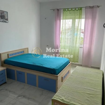 Tirane, jepet me qera apartament 2+1+Ballkon Kati 2, 85 m² 350 € (Ura e Institut)