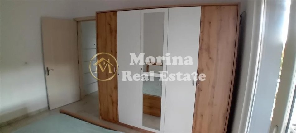 Tirane, jepet me qera apartament 2+1+Ballkon Kati 2, 85 m² 350 € (Ura e Institut)