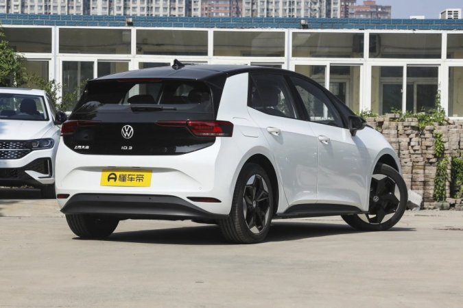 Tirane, shes makine elektrike Elektrike, e bardhë automatik Klima 14.500 €