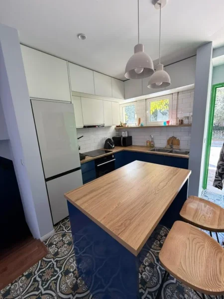 Tirane, jepet me qera apartament duplex 2+1 , 110 m² 1.000 € (Kodra e Diellit)