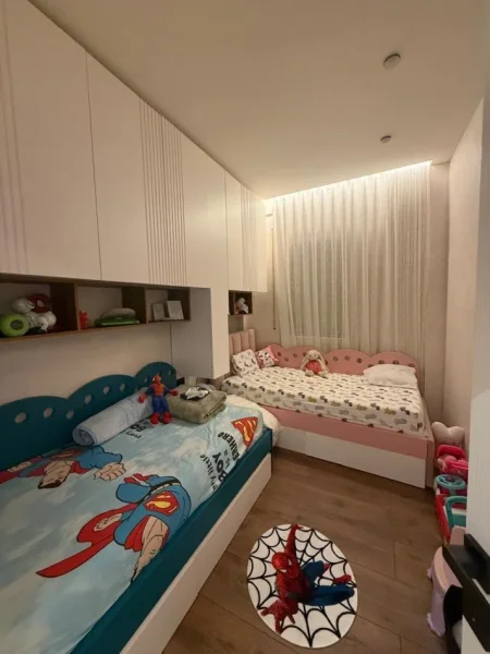 Tirane, shitet apartament 2+1 , 78 m² 115.000 € (prane restorant muraga)