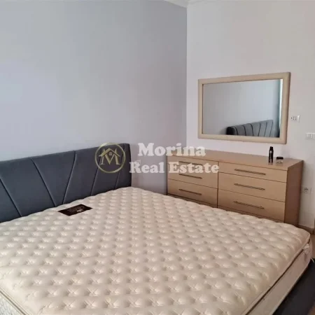 Tirane, shitet apartament 2+1+Ballkon Kati 4, 94 m² 260.000 € (Liqeni i Thate)