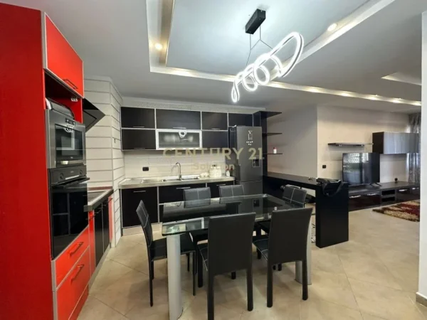 Tirane, jepet me qera apartament 2+1 Kati 4, 115 m² 1.000 € (RRUGA SHYQYRI BRARI)