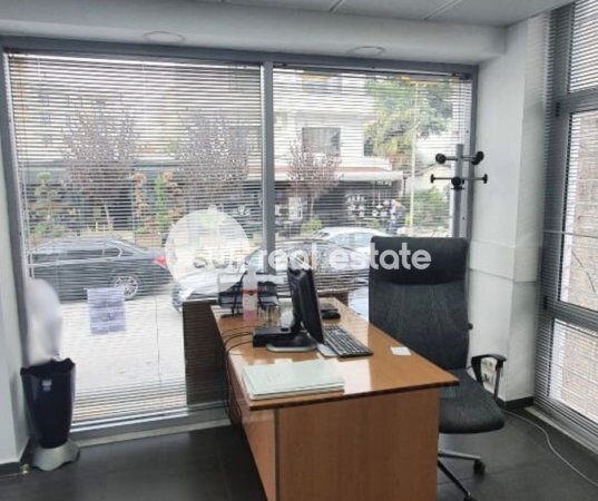 Shkoder, jepet me qera ambjent biznesi Kati 0, 35 m² 1.000 € (QENDER)
