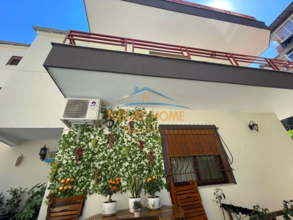 Tirane, shitet Vile , 438 m² 650.000 € (ISH RESTORANT DURRESI)