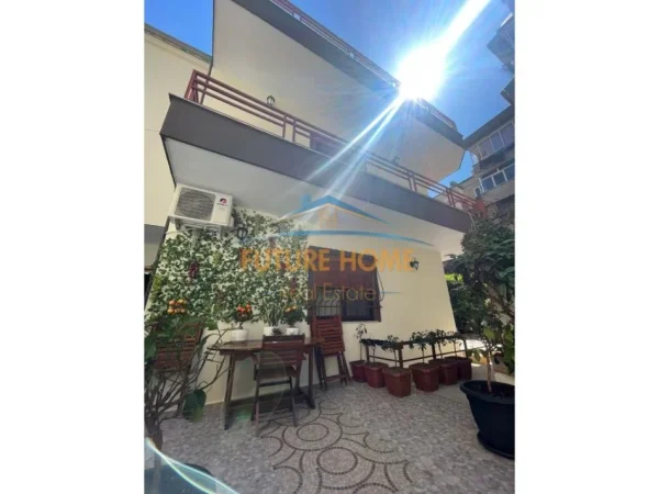 Tirane, shitet Vile , 438 m² 650.000 € (ISH RESTORANT DURRESI)