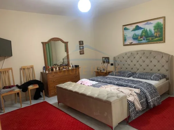 Tirane, shitet Vile , 214 m² 322.500 € (SIRI KODRA)