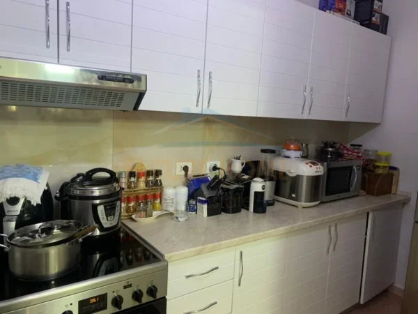 Tirane, shitet Vile , 214 m² 322.500 € (SIRI KODRA)