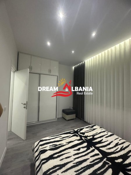 Tirane, jepet me qera apartament 1+1 , 50 m² 700 € (rruga e Elbasanit)