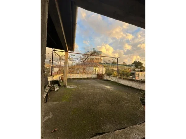 Tirane, shitet shtepi , 332 m² 290.000 € (ALLIAS)