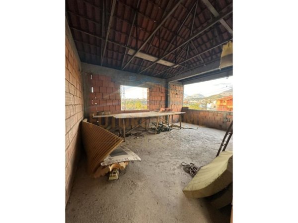 Tirane, shitet shtepi , 332 m² 290.000 € (ALLIAS)