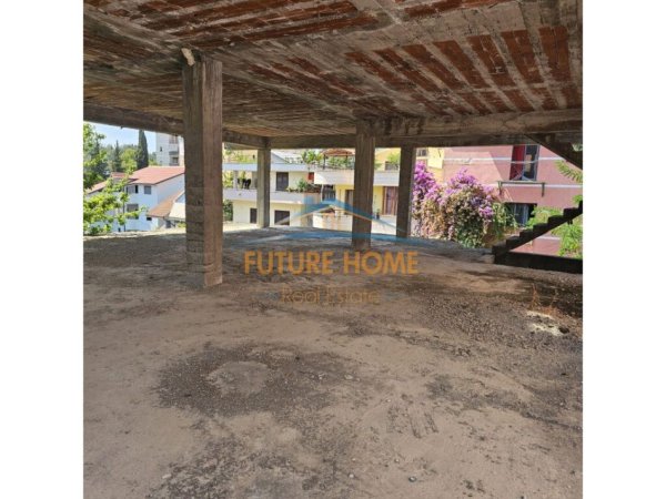 Tirane, shitet Vile , 675 m² 530.000 € (PRANE RRUGES SE ELBASANIT)