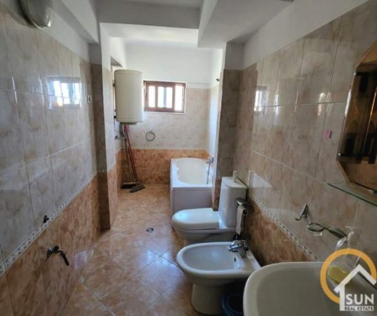 Shkoder, jepet me qera apartament 2+1+BLK Kati 1, 85 m² 30.000 Leke (PREK CALI, SHKODER)
