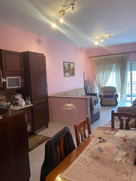 Durres, shitet garsonier Kati 1, 55.000 Euro (Plazh, Durres)