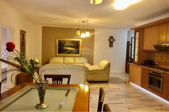 Tirane, jepet me qera apartament 3+1+BLK Kati 2, 110 m² 450 Euro (Eshref Frasheri)