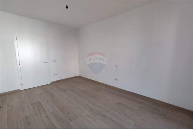Tirane, shitet apartament 2+1+BLK Kati 6, 105 m² ASTIR
