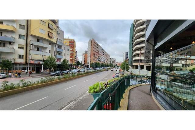 Tirane, shitet apartament 1+1 Kati 6, 66 m²  (OKAZION ASTIR)