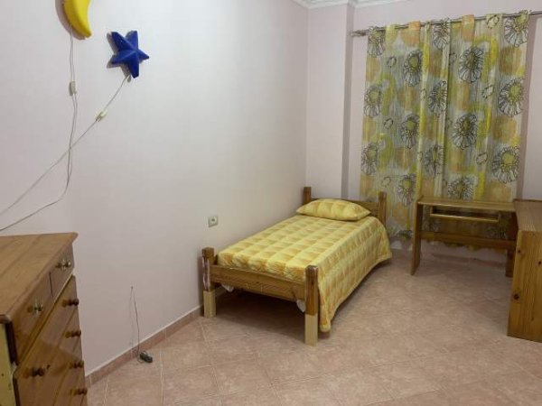 Tirane, jepet me qera apartament 2+1+A+BLK Kati 3, 400 Euro